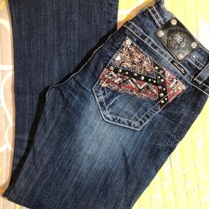 MISS ME SIGNATURE BOOT 31x30